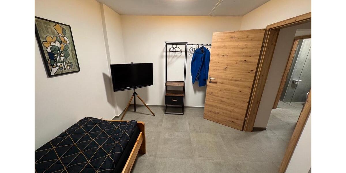 Dachgeschoßwohnung Eschweiler - 2 Zimmer, 45 m&sup2;, 1.300&euro; | Angebot:24548425