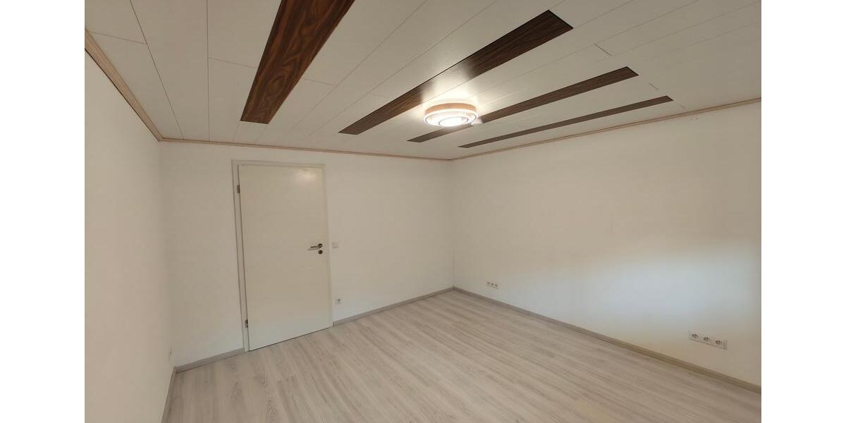 Erdgeschoßwohnung Geislingen - 2.5 Zimmer, 87 m&sup2;, 850&euro; | Angebot:26415051
