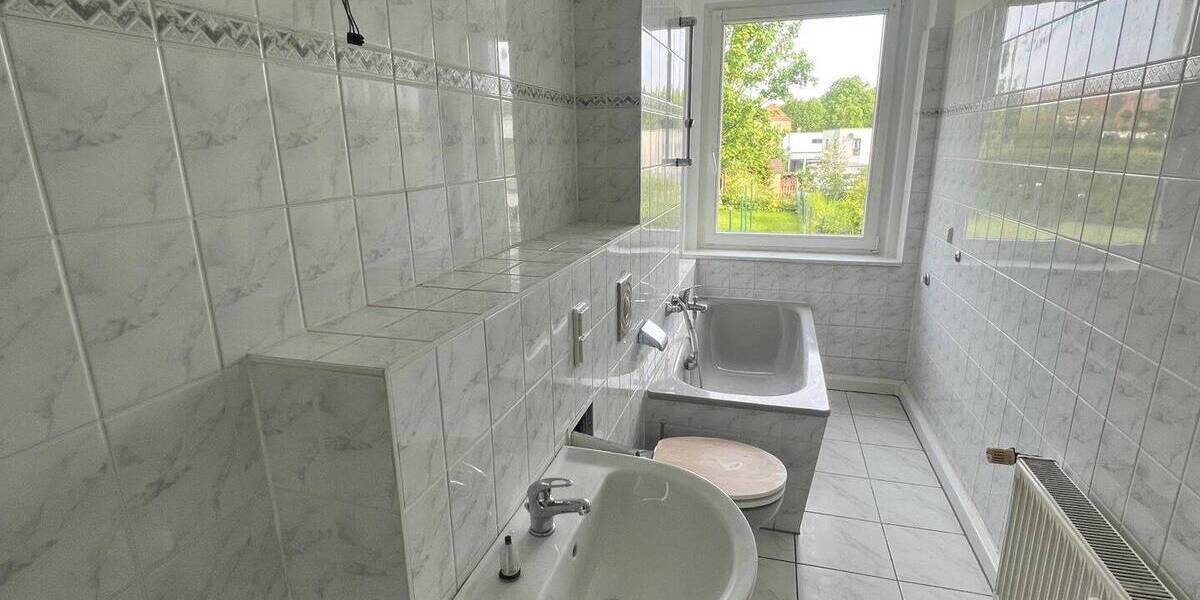 Etagenwohnung Görlitz Südstadt - 3 Zimmer, 70 m&sup2;, 425&euro; | Angebot:26155777