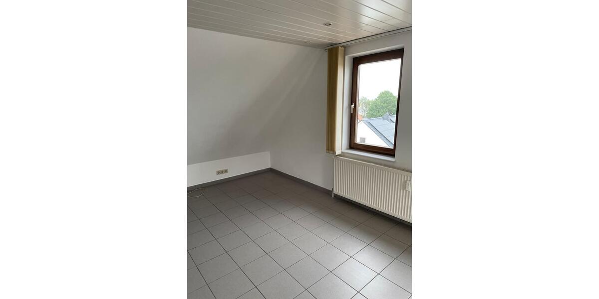 Erdgeschoßwohnung Rosbach vor der Höhe - 1 Zimmer, 40 m&sup2;, 600&euro; | Angebot:26120542
