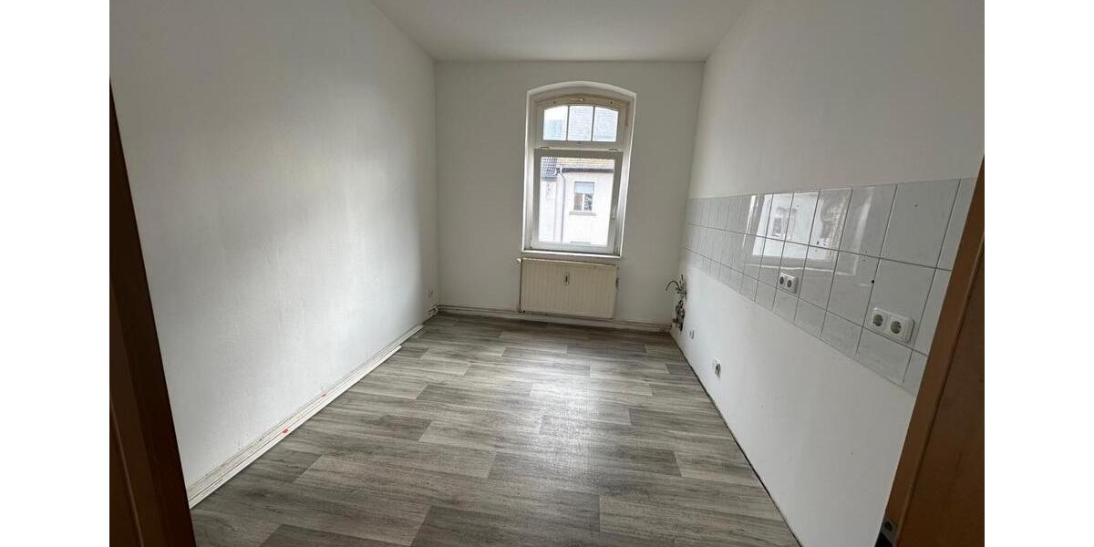 Etagenwohnung Bitterfeld-Wolfen Bitterfeld - 2 Zimmer, 60 m&sup2;, 592&euro; | Angebot:26518996