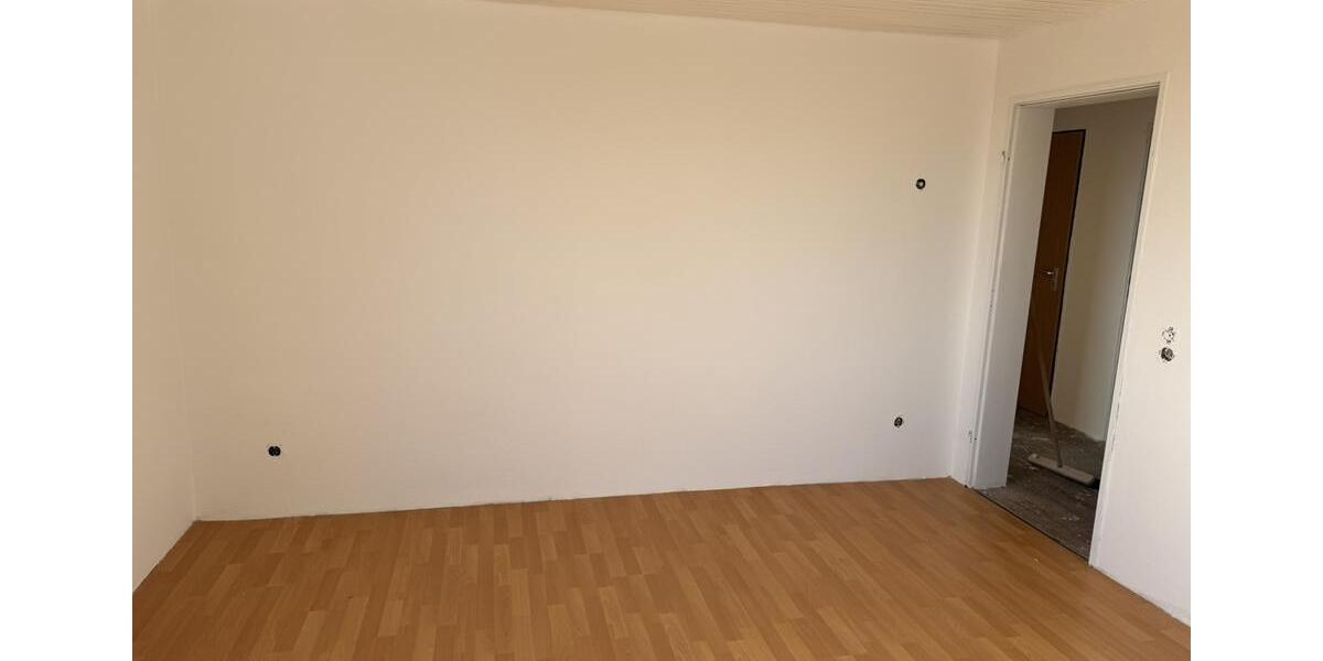Dachgeschoßwohnung Burg (Dithmarschen) - 3 Zimmer, 65 m&sup2;, 600&euro; | Angebot:25954828