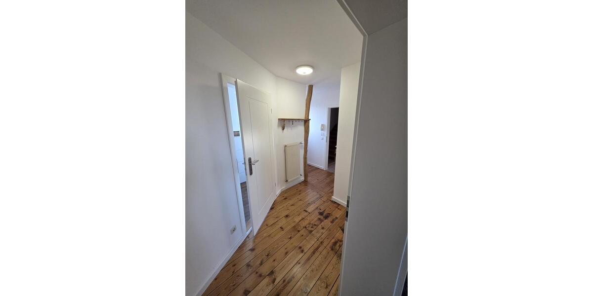 Etagenwohnung Bützow - 2 Zimmer, 70 m&sup2;, 680&euro; | Angebot:25281126