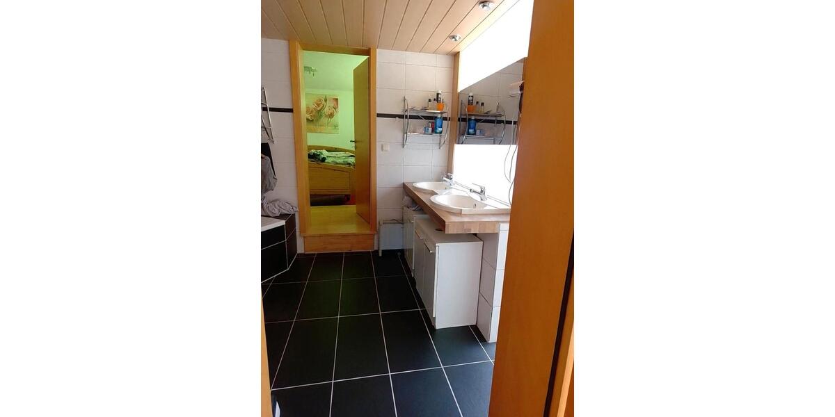 Erdgeschoßwohnung Kaufbeuren - 5 Zimmer, 180 m&sup2;, 1.690&euro; | Angebot:26678784