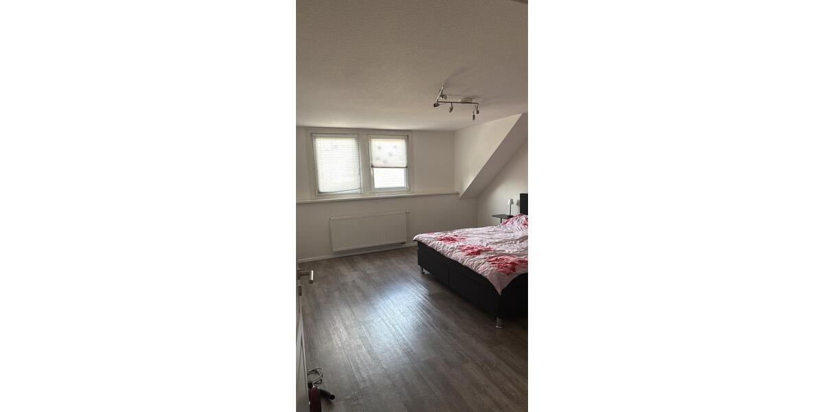 Dachgeschoßwohnung Bad Säckingen - 3 Zimmer, 80 m&sup2;, 980&euro; | Angebot:25908745