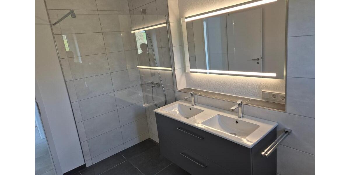 Einfamilienhaus Wadern - 2 Zimmer, 90 m&sup2;, 1.100&euro; | Angebot:21550488