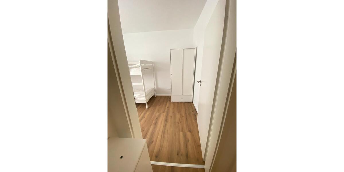 Erdgeschoßwohnung Oldenburg Ziegelhof - 3 Zimmer, 90 m&sup2;, 1.700&euro; | Angebot:25936305