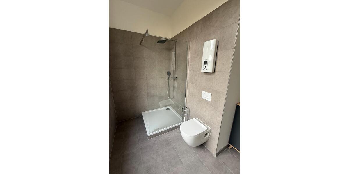 Mehrere WG Zimmer in Uni-Nähe, Erstbezug, von 11 qm bis 26 qm 12 zimmer