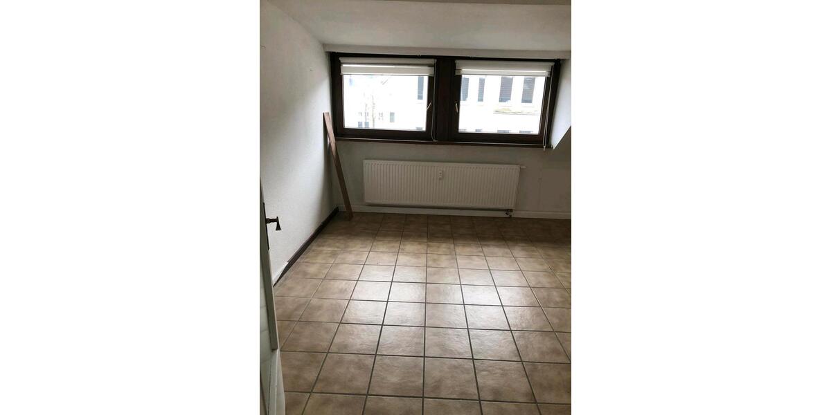 Dachgeschoßwohnung Krefeld - 2 Zimmer, 59 m&sup2;, 770&euro; | Angebot:24778093