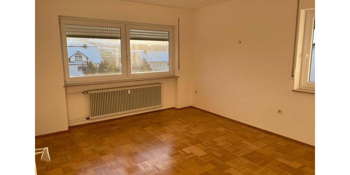 Etagenwohnung Spaichingen - 3 Zimmer, 92 m&sup2;, 1.450&euro; | Angebot:24380605