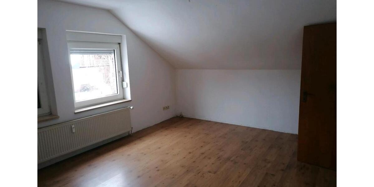 Dachgeschoßwohnung Wittingen Knesebeck - 2 Zimmer, 65 m&sup2;, 480&euro; | Angebot:24743436