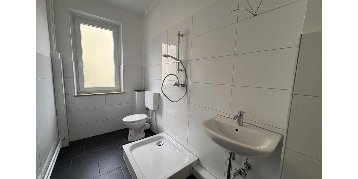 Etagenwohnung Bremerhaven - 3 Zimmer, 64 m&sup2;, 389&euro; | Angebot:26543591