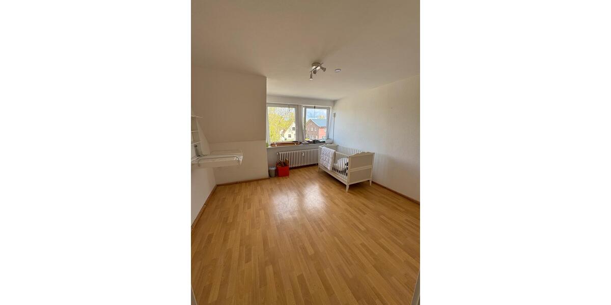 Etagenwohnung Nordstrand - 4 Zimmer, 110 m&sup2;, 900&euro; | Angebot:26611991