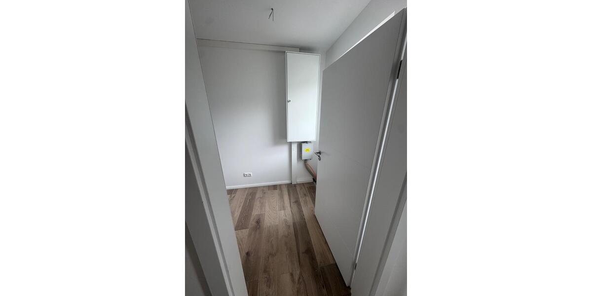 Doppelhaushälfte Sternberg - 4 Zimmer, 129 m&sup2;, 1.380&euro; | Angebot:26251491