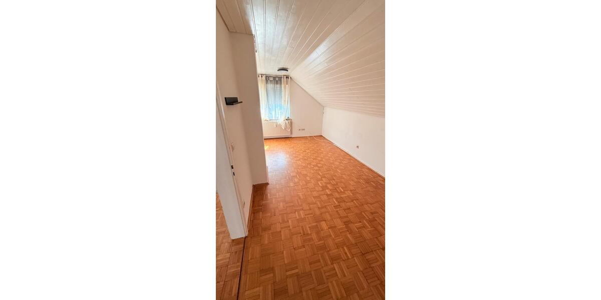 Wohnen auf Zeit Tuttlingen - 3 Zimmer, 75 m&sup2;, 450&euro; | Angebot:25873321