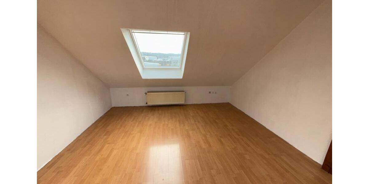 Dachgeschoßwohnung Schwelm - 2 Zimmer, 45 m&sup2;, 380&euro; | Angebot:26067195