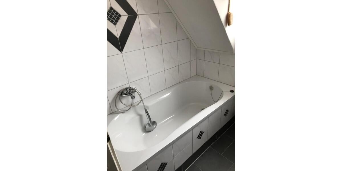 Doppelhaushälfte Twist - 5 Zimmer, 90 m&sup2;, 650&euro; | Angebot:26673411