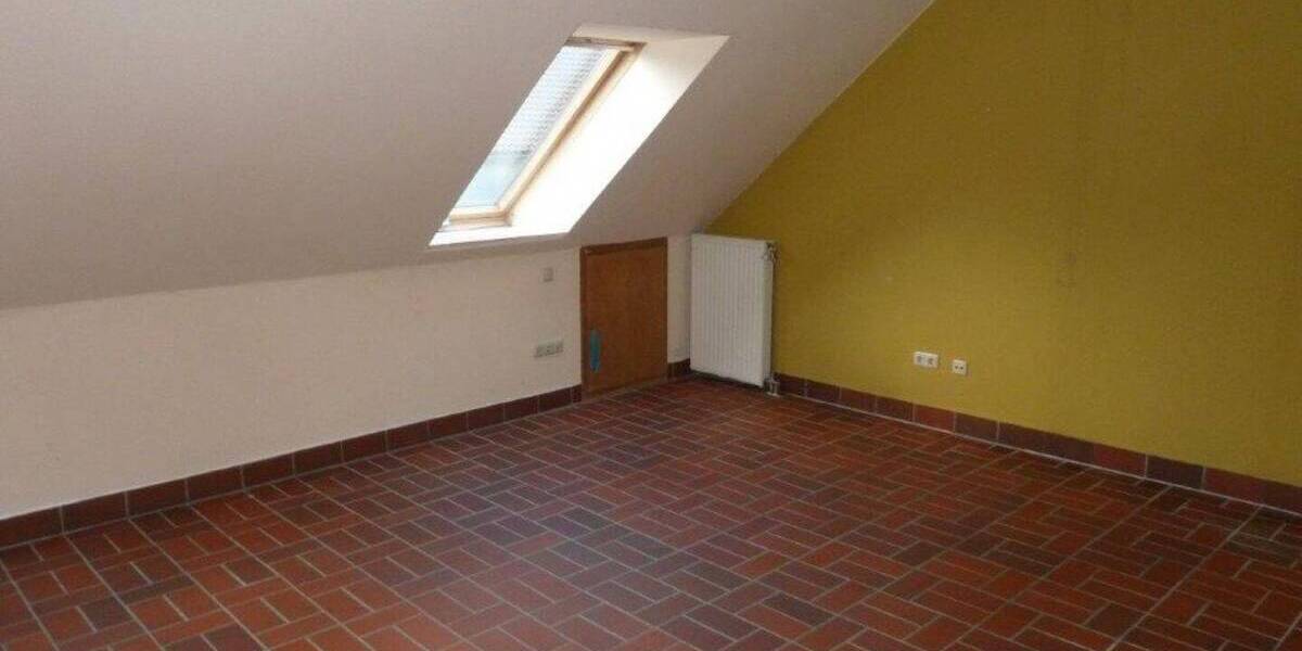 Etagenwohnung Bodenwerder Rühle - 2 Zimmer, 85 m&sup2;, 360&euro; | Angebot:26187861