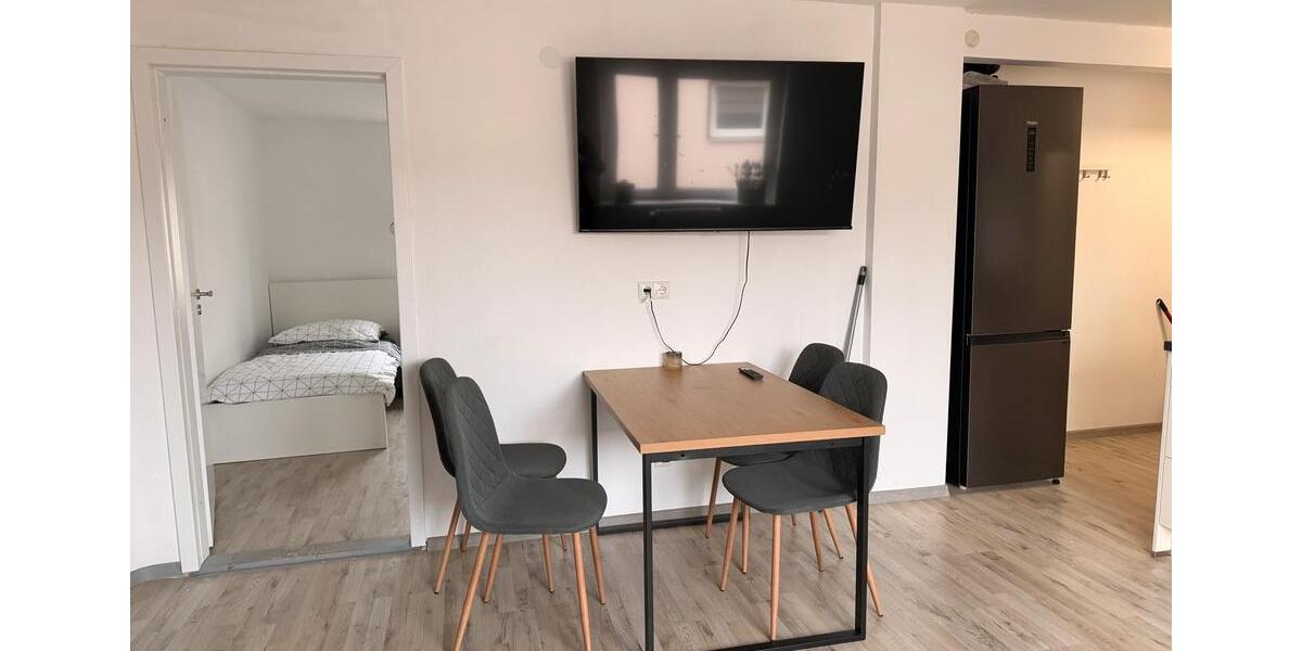 Wohnen auf Zeit Helmbrechts - 10 Zimmer, 110 m&sup2;, 25&euro; | Angebot:23554422