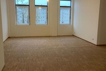 Wohnung Rathenow - 5 Zimmer, 155 m&sup2;, 1.430&euro; | Angebot:24793140
