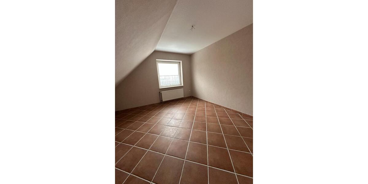 Dachgeschoßwohnung Wittmund - 3 Zimmer, 67 m&sup2;, 680&euro; | Angebot:25012483