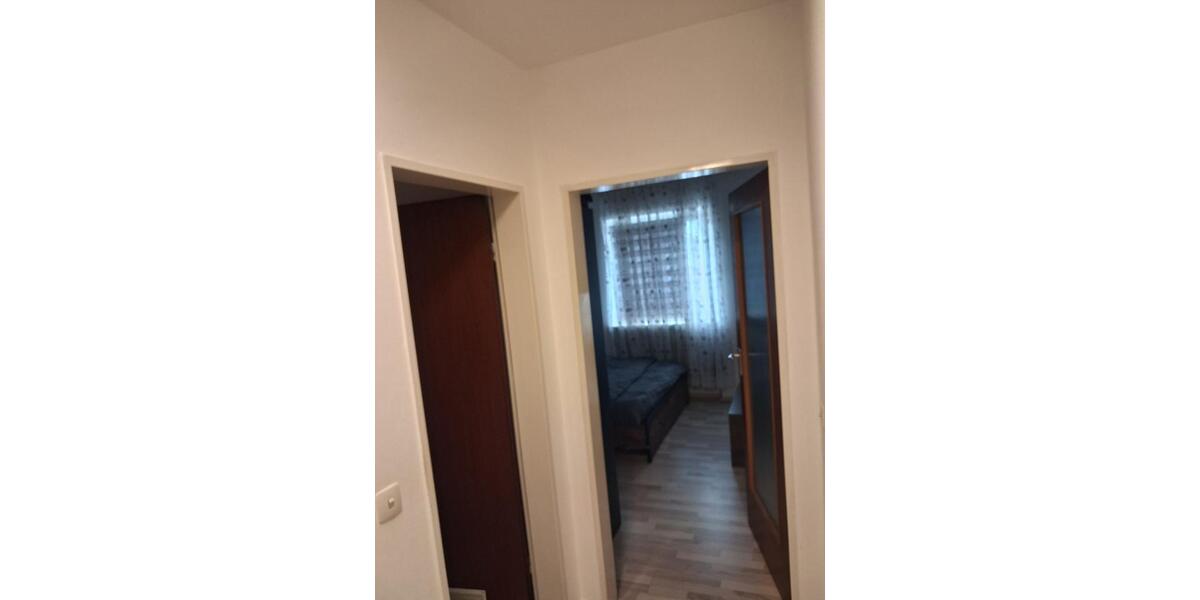 Etagenwohnung Traunstein - 3 Zimmer, 74 m&sup2;, 700&euro; | Angebot:25720271