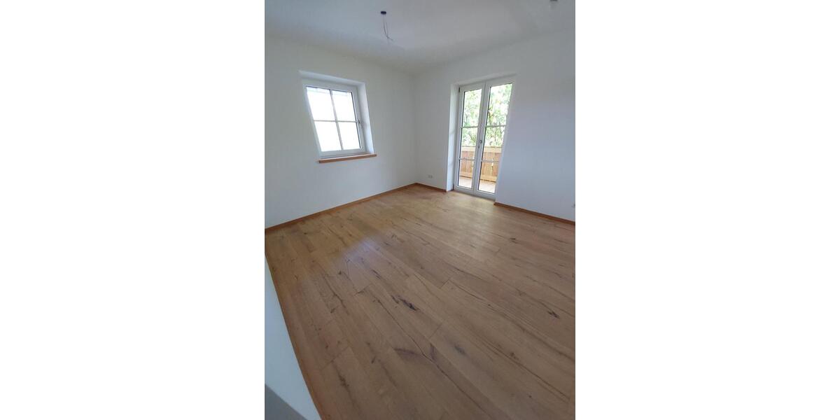 Etagenwohnung Lenggries - 4 Zimmer, 104 m&sup2;, 1.660&euro; | Angebot:26589149