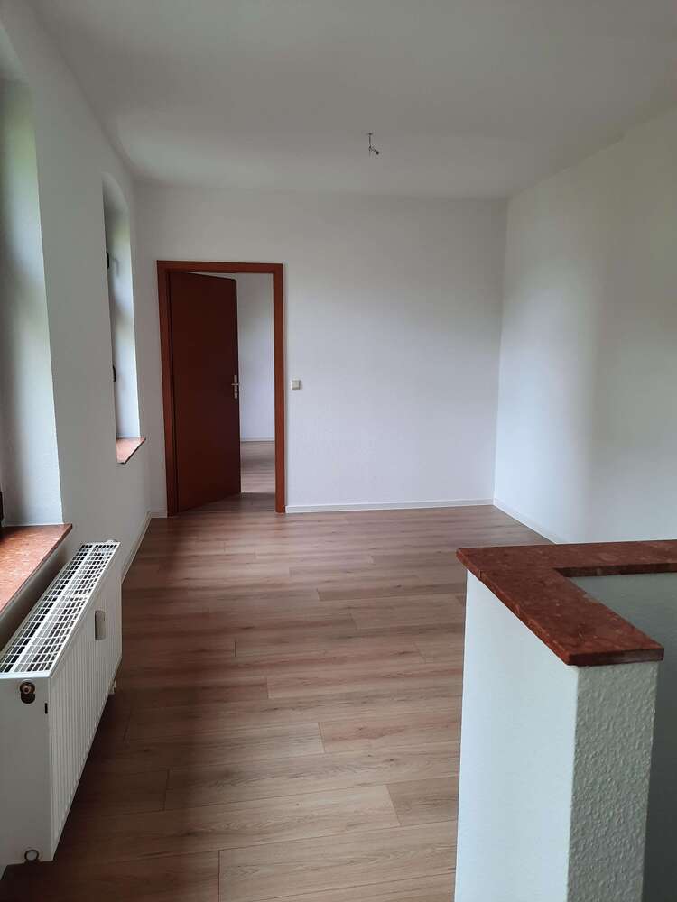 helle 3 Zimmer-Maisonette-Wohnung mit Einbauküche ***ab sofort verfügbar***