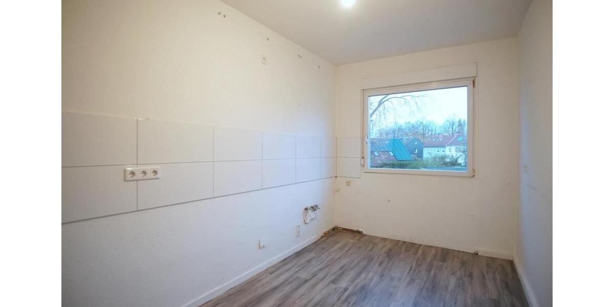 ~ Gepflegte Etagenwohnung mit Laminat und toller Aufteilung ~ 3 zimmer