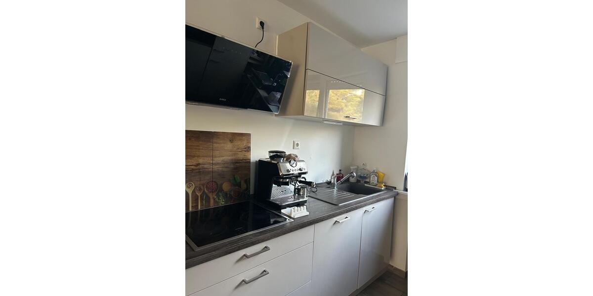 Dachgeschoßwohnung Erftstadt - 3 Zimmer, 80 m&sup2;, 860&euro; | Angebot:24659960