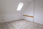 Moderne 3-Raum-DG-Wohnung mit Garage und gemeinschaftlichen Grundstück bei Bautzen 3 zimmer