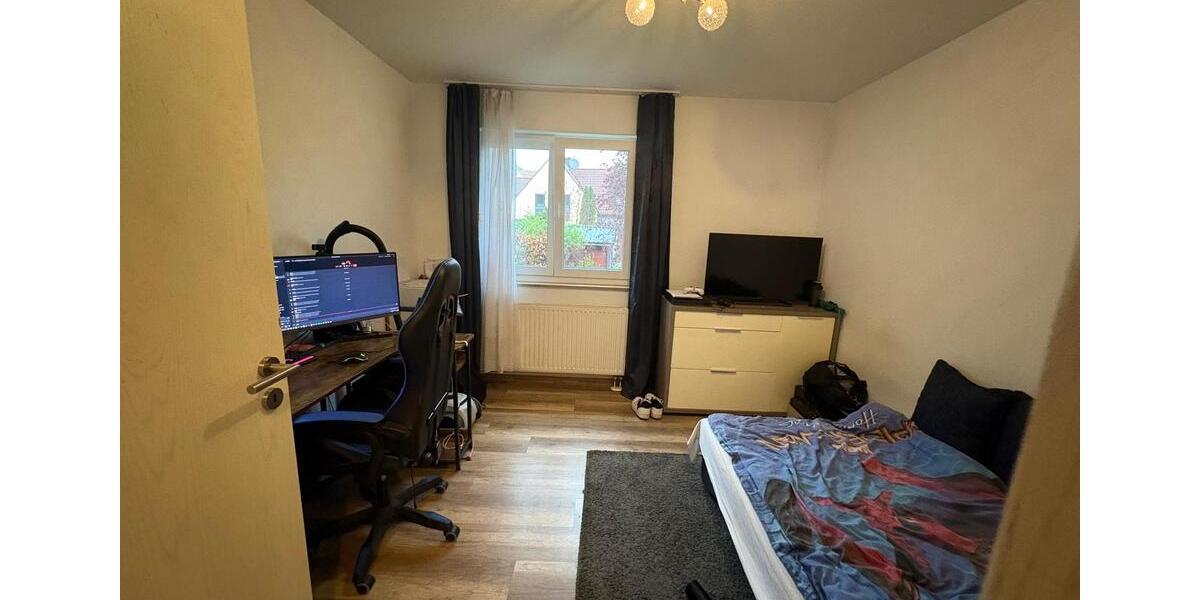 Etagenwohnung Ammerndorf - 3 Zimmer, 74 m&sup2;, 800&euro; | Angebot:26651985