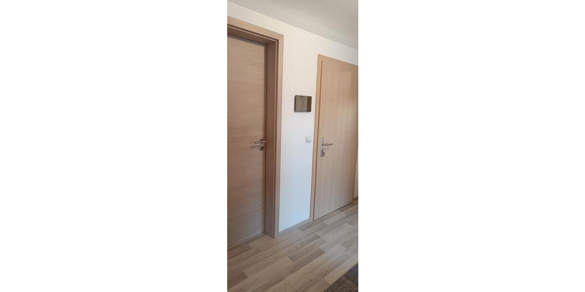 Dachgeschoßwohnung Künzelsau - 2.5 Zimmer, 80 m&sup2;, 800&euro; | Angebot:25308112