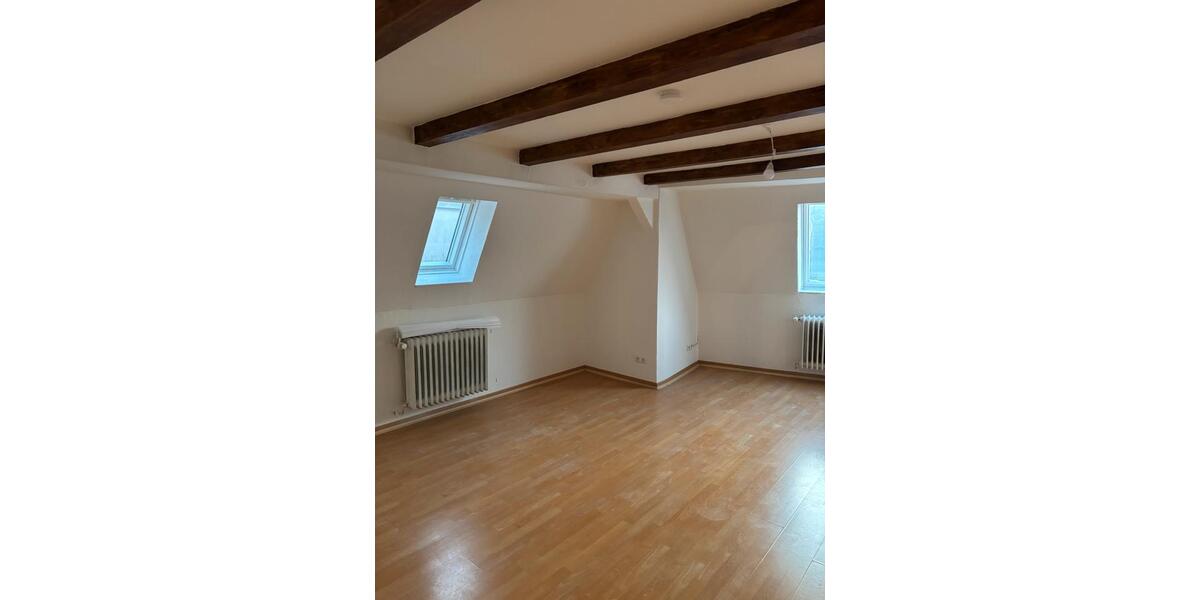 Dachgeschoßwohnung Vechta - 3 Zimmer, 64 m&sup2;, 600&euro; | Angebot:24853019