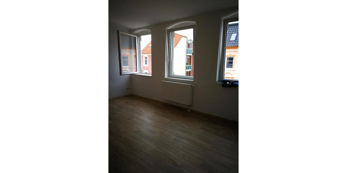 Etagenwohnung Burg - 1 Zimmer, 50 m&sup2;, 350&euro; | Angebot:26254400