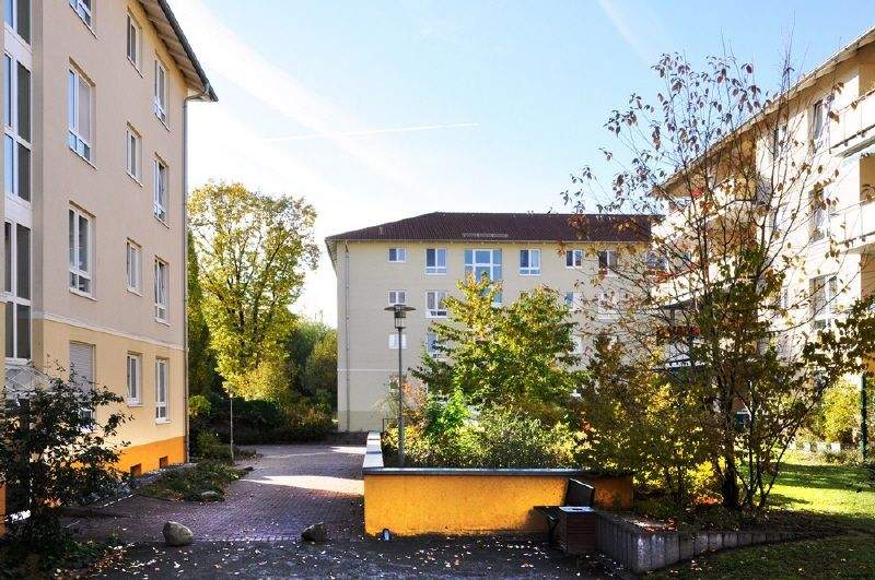 Etagenwohnung Dresden Mickten - 2 Zimmer, 61 m&sup2;, 672&euro; | Angebot:26228353