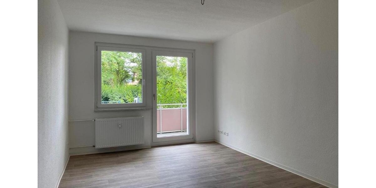 Etagenwohnung Staßfurt - 3 Zimmer, 59 m&sup2;, 473&euro; | Angebot:25720977
