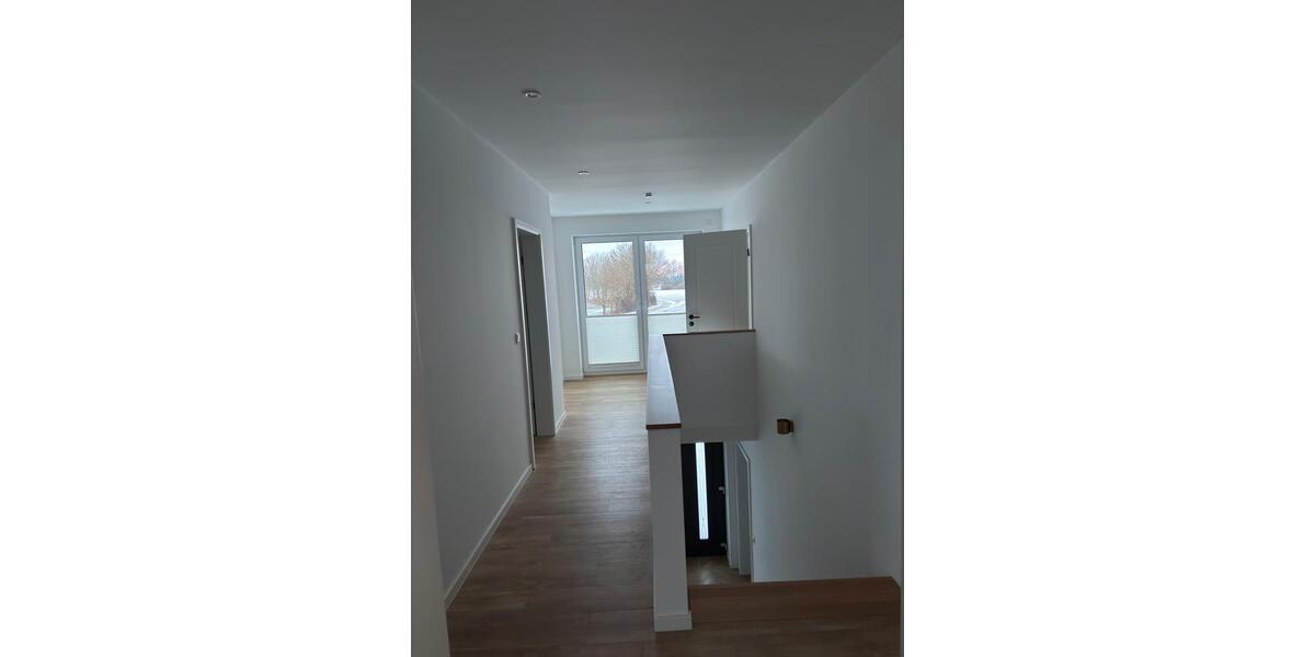 Einfamilienhaus Greifswald - 8 Zimmer, 170 m&sup2;, 2.600&euro; | Angebot:25930663