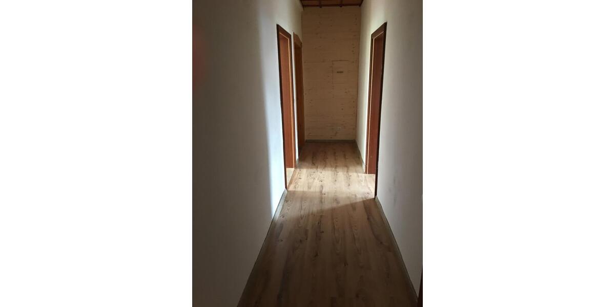 Etagenwohnung Salzwedel - 2 Zimmer, 80 m&sup2;, 399&euro; | Angebot:24626973