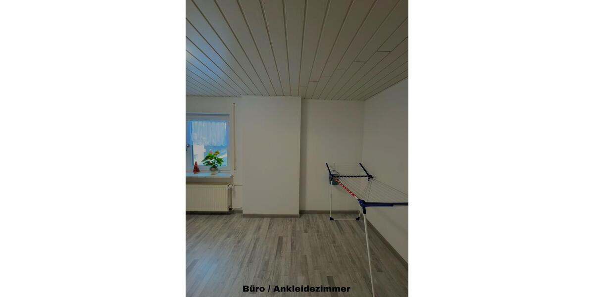 Dachgeschoßwohnung Steinwiesen - 3 Zimmer, 85 m&sup2;, 720&euro; | Angebot:24829119