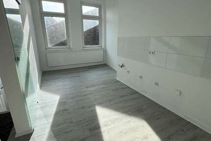 Wohnung Frechen - 3 Zimmer, 118 m&sup2;, 1.195&euro; | Angebot:26565491