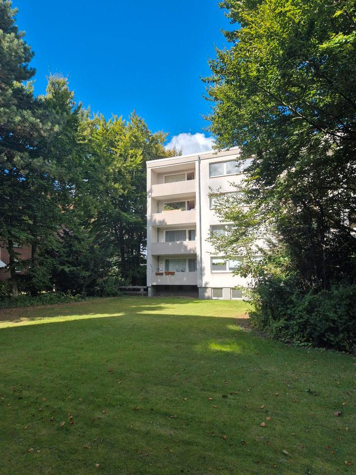 Helle 2-Zimmer-Wohnung mit Balkon und Blick ins Grüne zimmer