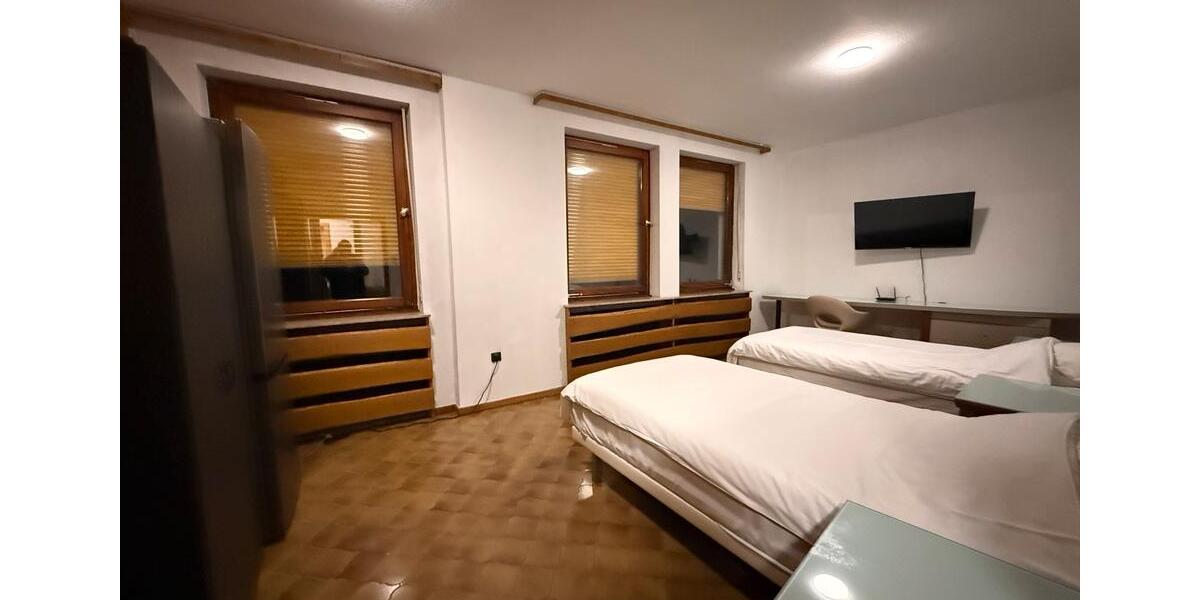 Wohnen auf Zeit Altena - 5 Zimmer, 100 m&sup2;, 10&euro; | Angebot:26127811