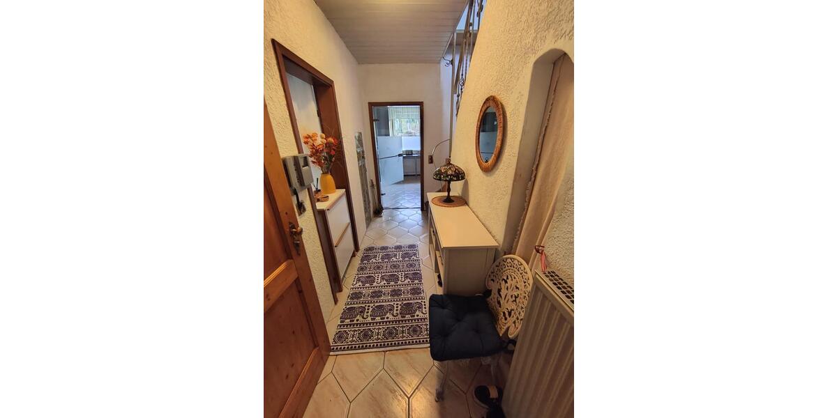 Doppelhaushälfte Wi.-Igstadt (Dachterrasse, Kachelofen, Wallbox) 4 zimmer