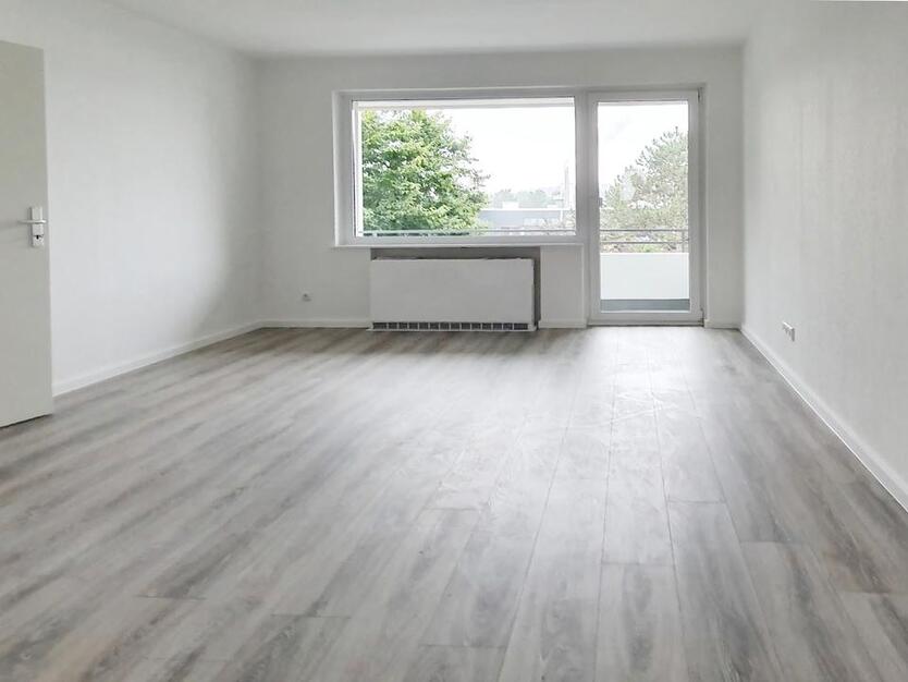 Geräumige 4 Zimmer-Wohnung mit Balkon in Mainleus