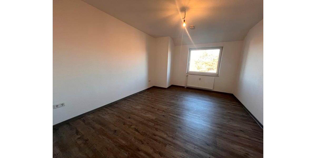 Dachgeschoßwohnung Osnabrück Eversburg - 3 Zimmer, 88 m&sup2;, 881&euro; | Angebot:22247532