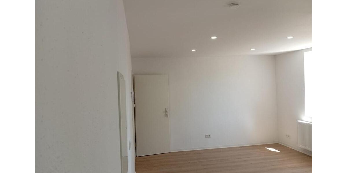 Erdgeschoßwohnung Schiffweiler - 1 Zimmer, 40 m&sup2;, 475&euro; | Angebot:26406809