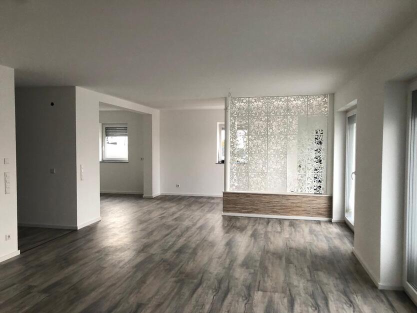 Moderne 3ZKB Wohnung mit separatem Eingang und Terrasse zimmer