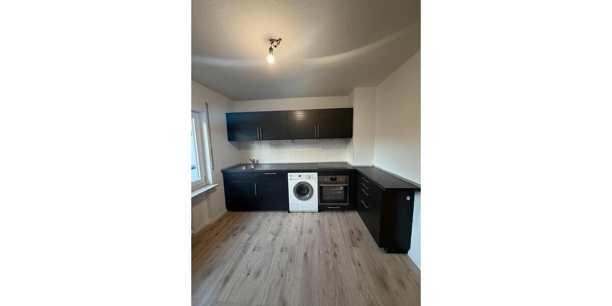 Etagenwohnung Flörsheim am Main - 3 Zimmer, 90 m&sup2;, 1.150&euro; | Angebot:25146078