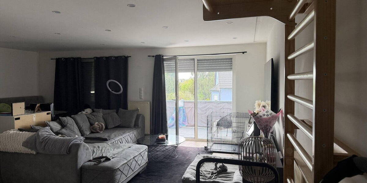 Etagenwohnung Karben Kloppenheim - 3 Zimmer, 87 m&sup2;, 1.300&euro; | Angebot:26657367